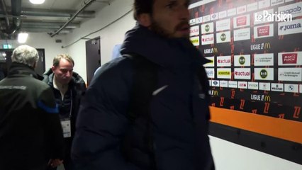 Lorient-PSG : blessé, Désiré Doué quitte le stade avec des béquilles