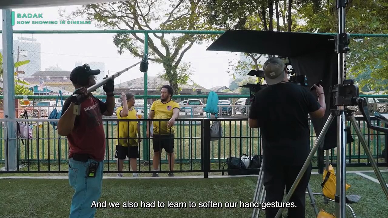 Badak | The-Making-Of: Sign Language