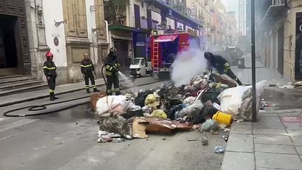 Via Maqueda, mezzo Rap rischia incendio