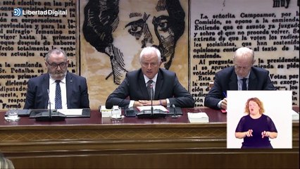 Sánchez dice que "esto es un circo" y una "comisión de difamación" para estupor de los senadores