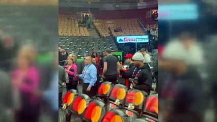 Alperen Şengün, Toronto maçı öncesi Türk taraftarlarla bir araya geldi