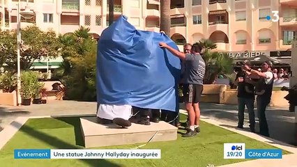 Johnny Hallyday : Sa statue dévoilée à Fréjus devant ses fans (21 septembre 2024, Ici 1920 Côte d’Azur)