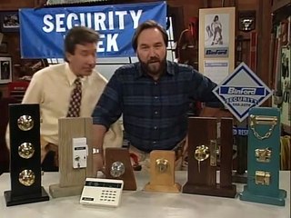 Hör mal, wer da hämmert S04E13-Brads neuer Job