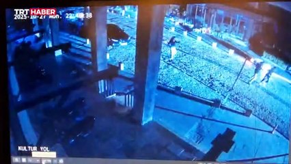 Enkaz altında kalmaktan son anda kurtulan kardeşler o anları anlattı