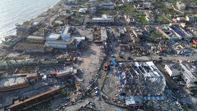 Ouragan Melissa: des quartiers détruits dans le sud-ouest de la Jamaïque