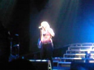 Kelly Clarkson - Sober (Wolverhampton Civic 20.03.08)