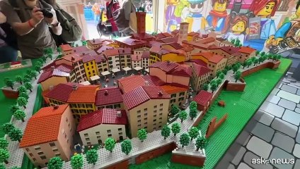 Lucca Comics, nel padiglione Lego un diorama della città toscana
