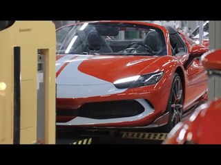 Inside Ferrari-Werk: Blick hinter die Kulissen der Supercar-Produktion in Maranello