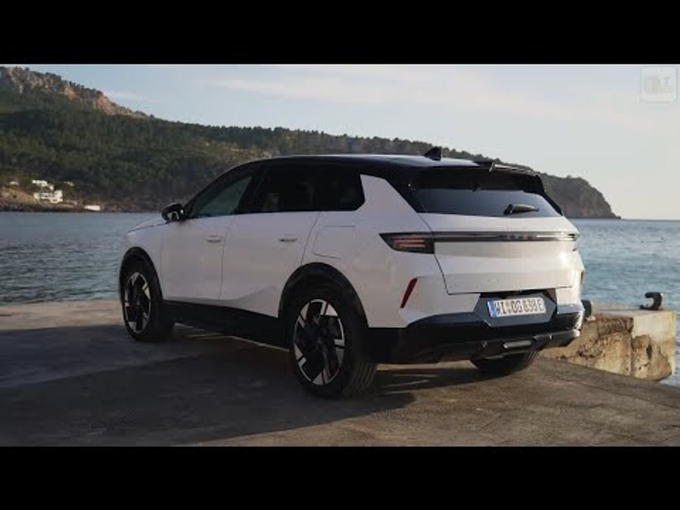 2025 Opel Grandland PHEV in Weiß auf Mallorca | Exterieur, Interieur, Details, Fahren