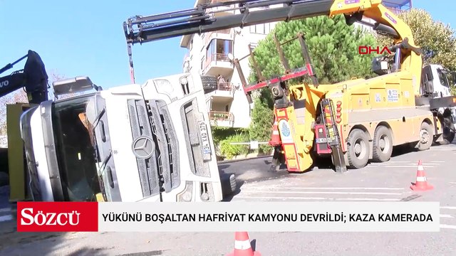 Beşiktaş'ta yükünü boşaltan hafriyat kamyonu devrildi; kaza kamerada