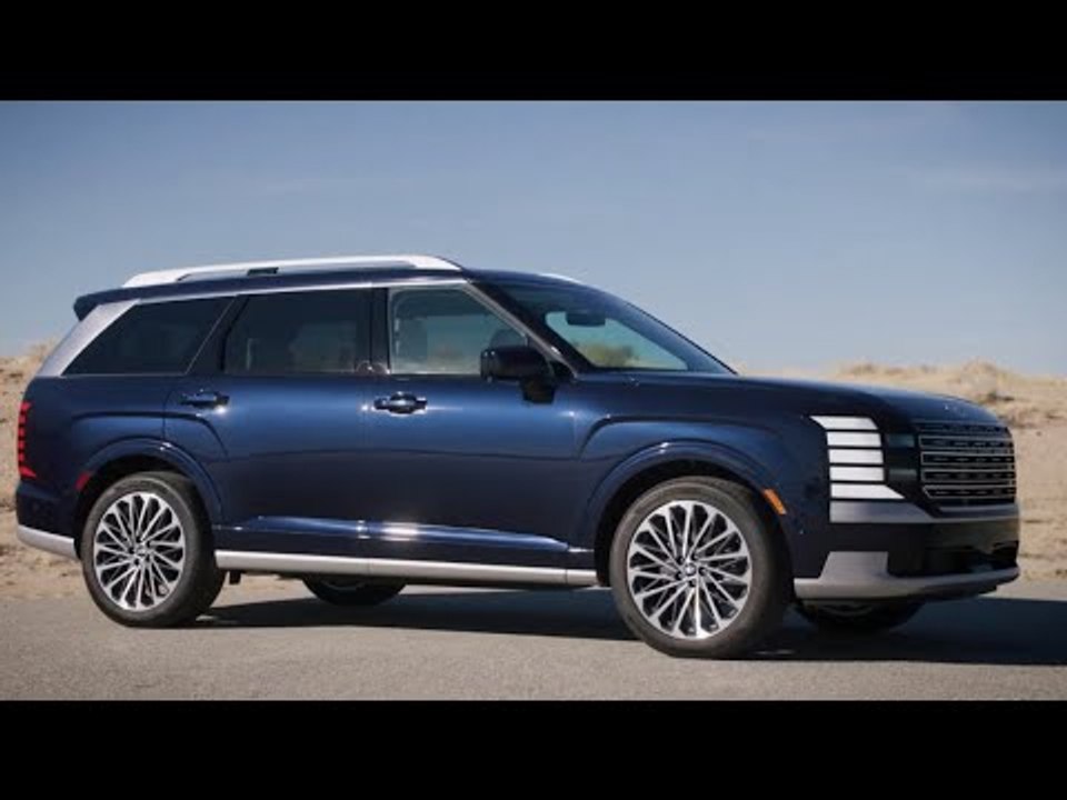 2026 Hyundai Palisade Calligraphy in Blau (Benziner) | Exterieur, Interieur, Fahraufnahmen
