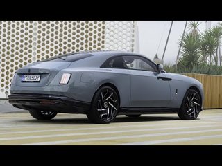 Rolls-Royce Black Badge Spectre in Monteverde – Eleganz trifft Naturton