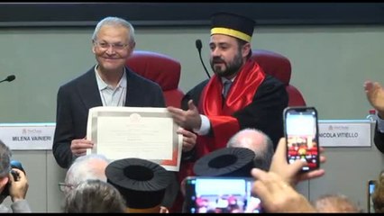 Dal Sant'Anna PhD honoris causa a Don Dante Carraro