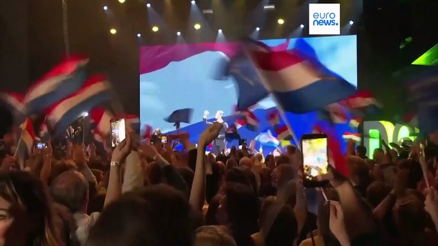 Elezioni Paesi Bassi, testa a testa tra liberali ed estrema destra: i centristi fermano Wilders