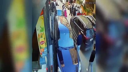 İstanbul'da tacizciye meydan dayağı! Hastanelik ettiler