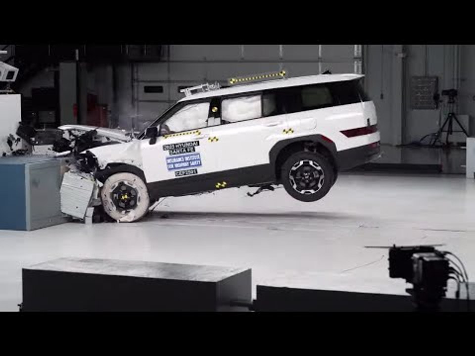 Hyundai Santa Fe 2025: Top Safety Pick Plus trotz Schwächen | IIHS Crashtest