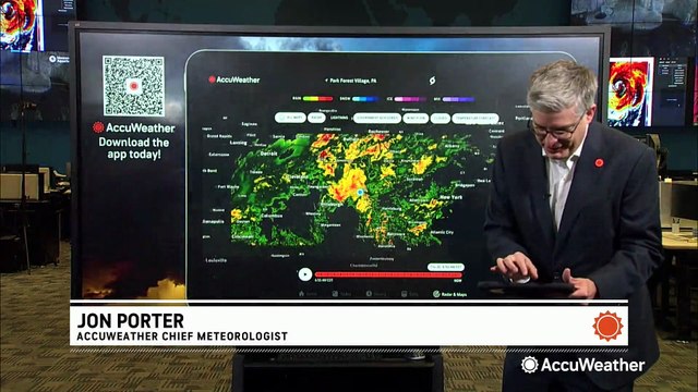 Lightning alert notifications on the free AccuWeather app