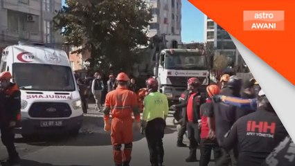 Remaja selamat, keluarga maut bangunan runtuh di Turkiye