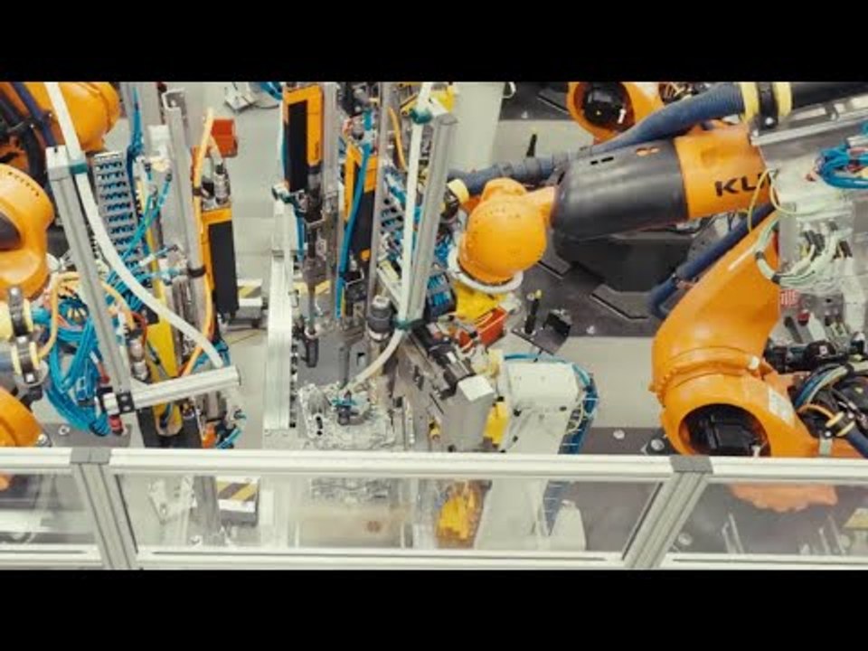 Cla power aus untertürkheim: mercedes-benz startet elektroantriebs-produktion