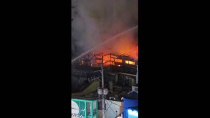 부산 명륜동 2층 건물에서 불..."다친 사람 없어" / YTN