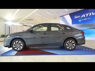 2026 Toyota Yaris ATIV HEV | Dunkelgrauer Hybrid im Detail