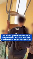 Studenti gettano una sedia da parecchi metri di altezza e si filmano. Il video della follia