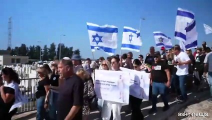 L'ostaggio israeliano Ofir sepolto per la terza volta