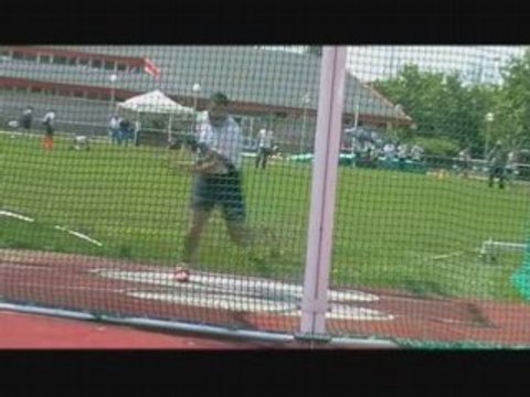 Athlé Lancer disque Mario Pestano 68.61m