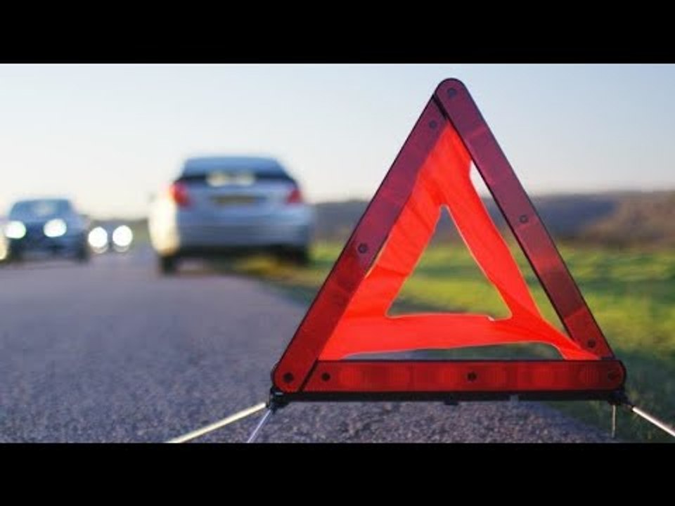 Anleitung zum Aufbau und dem aufstellen vom Warndreieck - Absichern Fahrzeug: Position & Entfernung