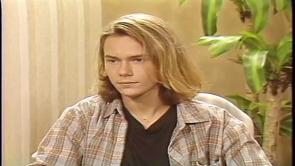 RIVER PHOENIX-THE BRIGHTEST STAR WHO FADED TOO SOON,,,