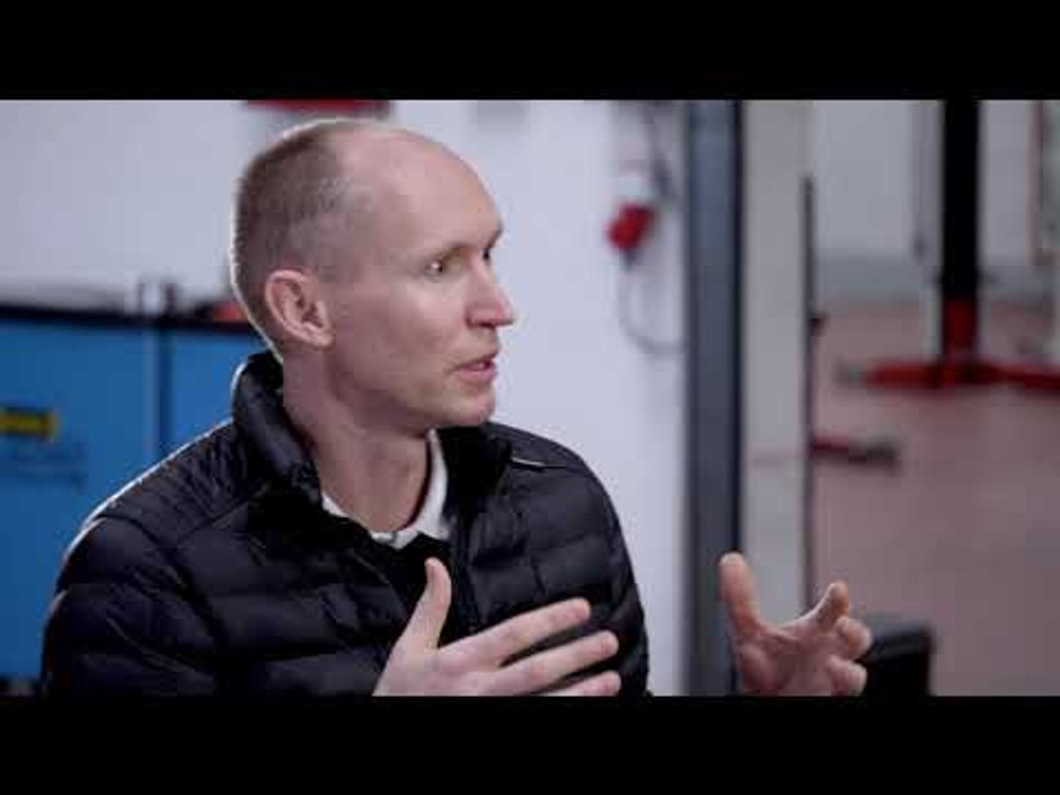 Lars Kern: Interview Rekordfahrt auf der Nordschleife mit dem neuen Performance-Cayenne von Porsche!