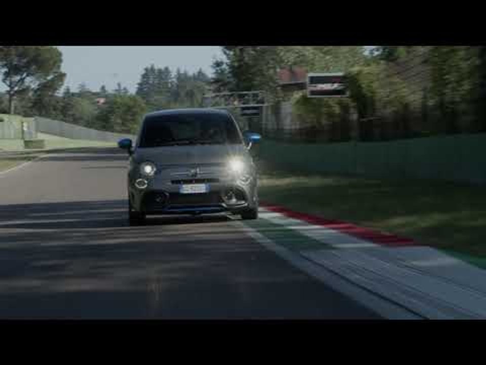 2021 Abarth F595 auf Basis des Fiat 500 mit 165 PS auf dem Imola Circuit!