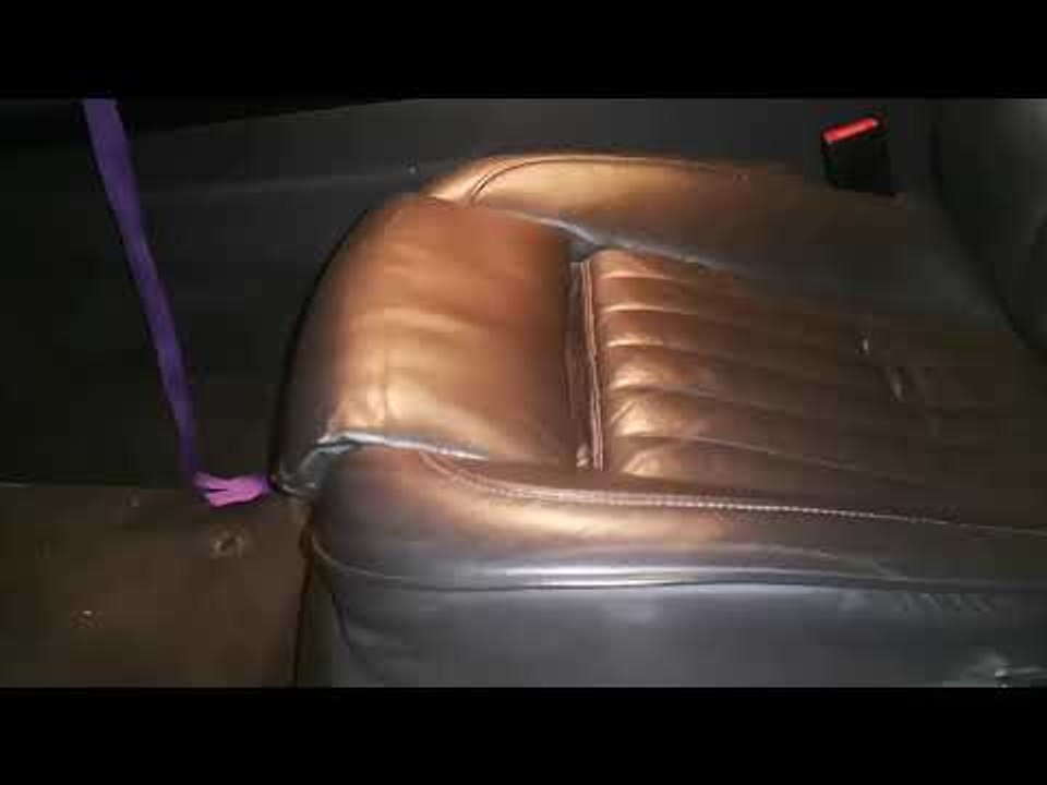 Werksseitige elektrische Sitzverlängerung, Beinverlängerung, Oberschenkelauflage - VW Phaeton