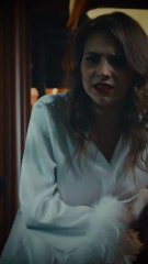 She tried to steal... but got caughtS😳💰