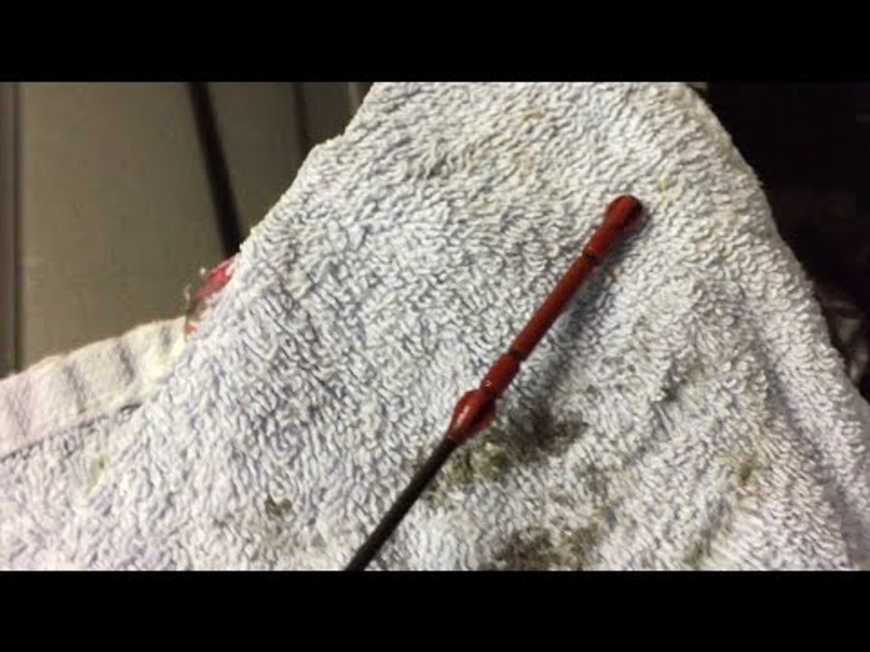 Ölmessstab / Ölpeilstab BMW 5er (G30) V8-Motor finden (analoger Ölmessstab vs. Bordcomputer)