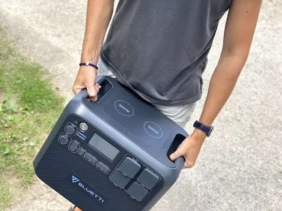 2023 Bluetti AC200MAX + PV200 im Test - was zeichnet das Balkonkraftwerk aus?