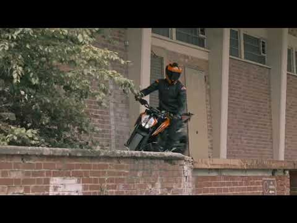 KTM 790 DUKE 2024 - das 'Original Scalpel' schärft seine Klinge!