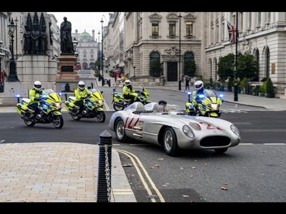 The Last Blast: Mercedes ehrt mit Kurzfilm vom 300 SLR „722“ in London Sir Stirling Moss (+Bonus)