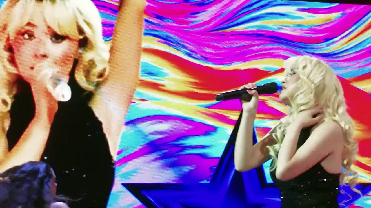 Tristeza, agradecimiento y seguridad: los sentimientos que invaden a los imitadores en una noche de despedida