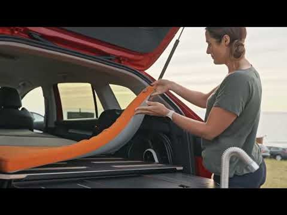 Skoda Enyaq iV in Großbritannien als FestEVal-Camper - elektrisch zum Camping!