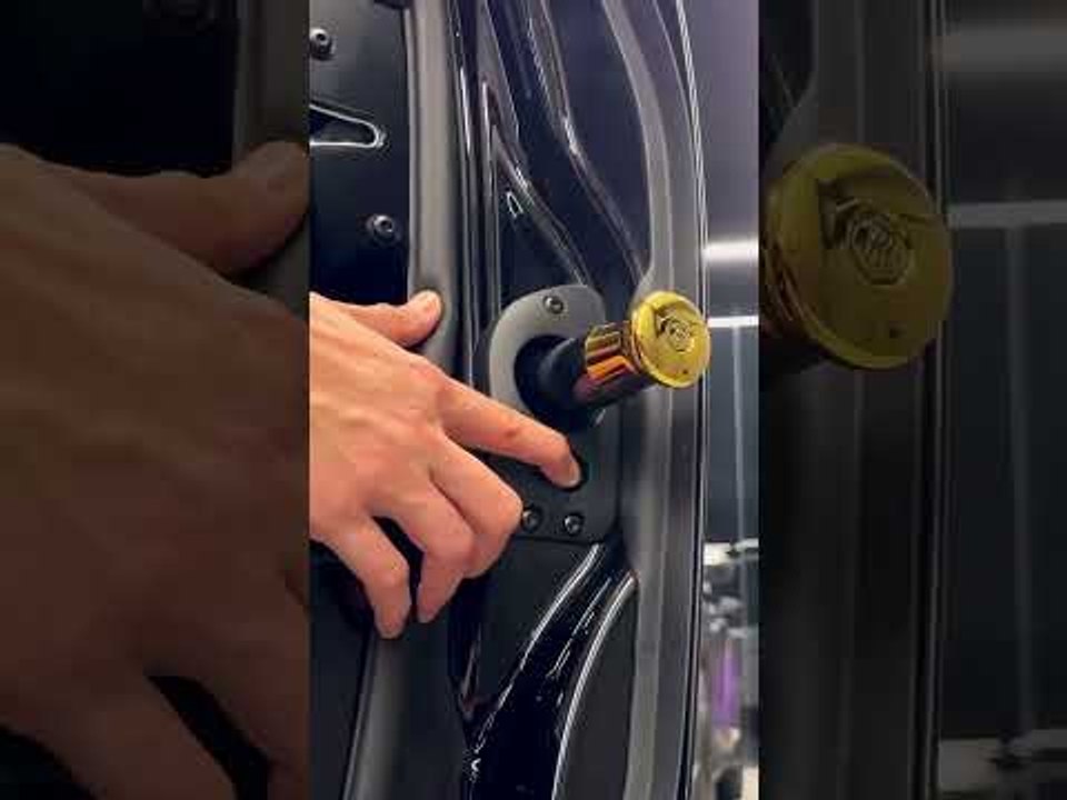 2024 Mansory Linea D’Oro: irrer Rolls-Royce Cullinan | Echtgold-Inlays, 610 PS, Bodykit & mehr...