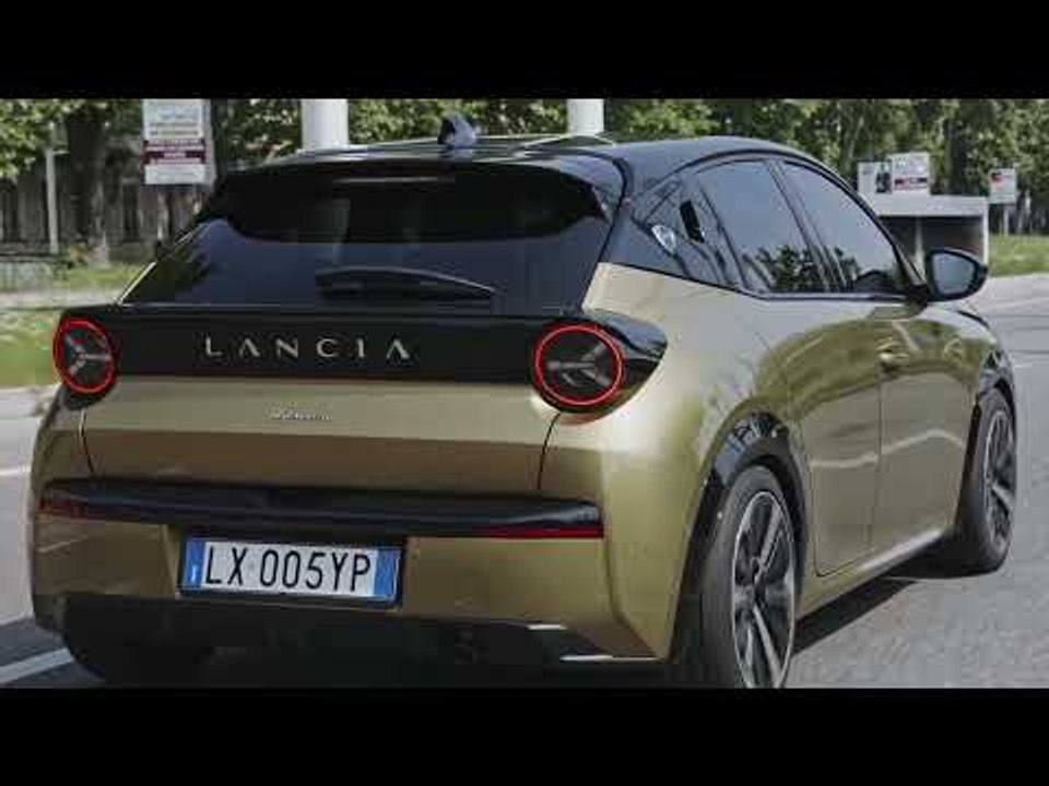 2024 Lancia Ypsilon | zurück in DE (Walkaround, Interieur, Exterieur, Fahraufnahmen, Funktionen)