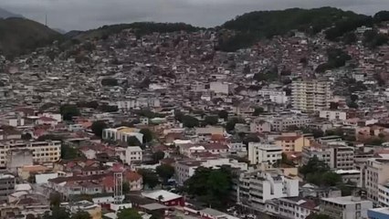 Indignación en Río de Janeiro por redada policial que dejó más de 100 muertos en las favelas