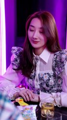 Billionaire's Daughter Goes To Work As A Waiter, It's Just A Trial Given To Her By Her Father