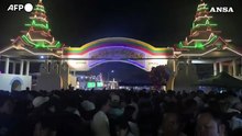 I cieli del Myanmar si illuminano per la fine della stagione delle piogge