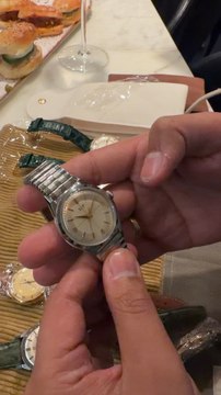 Qu’en penses-tu ⁉️Lip « NOS » des années 60/70. La grande époque de @montres_lip #horlogerie #lip #watches #montres