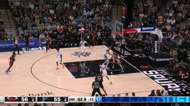 Wemby gets WAY UP for full-stretch slam