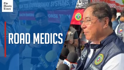 Govt emergency medical teams pitch tents along SLEX for All Saints', All Souls' Day travelers