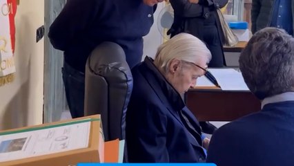 Vittorio Sgarbi torna a fare il sindaco ad Arpino per un giorno 🏛️