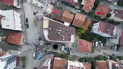 Çöken bina bir aileye mezar olmuştu: O sokakta 45 aile evsiz kaldı